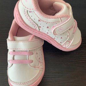 stride rite aubrey sneaker